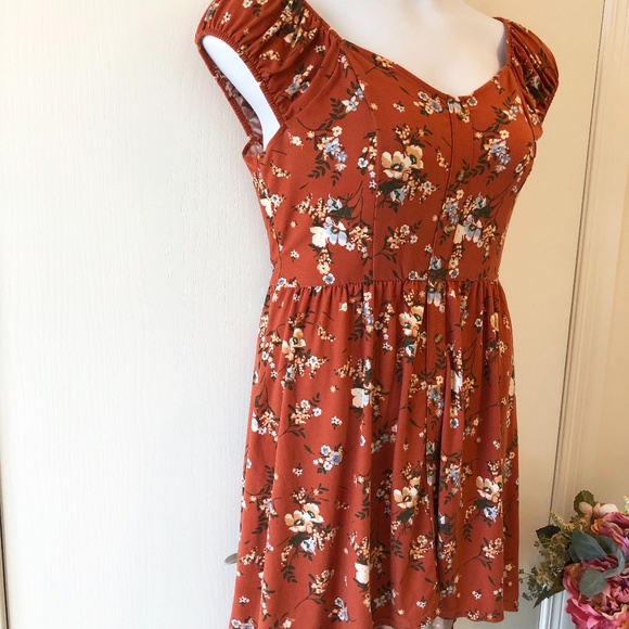 Fall Floral High Low Dress Size Large - Picture 4 of 13